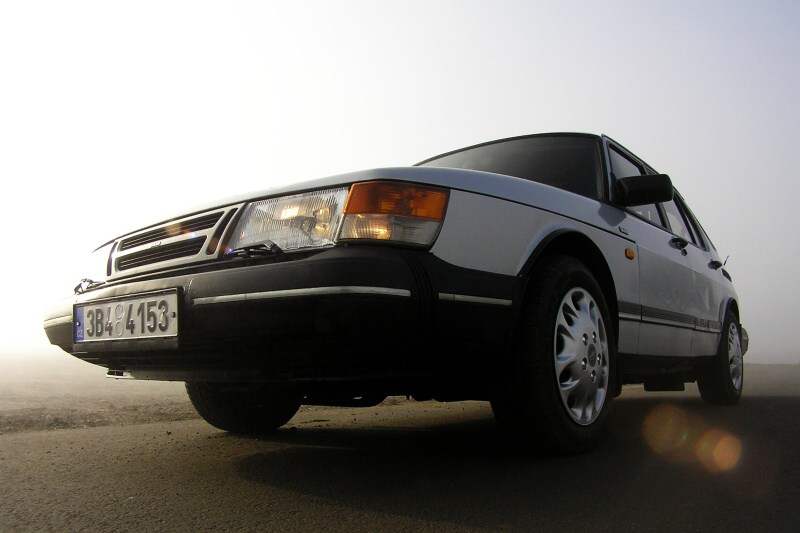 saab 900